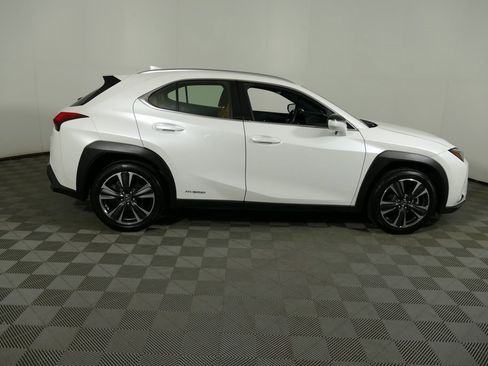 Used 2021 Lexus UX 250h w/ Premium Package image 2