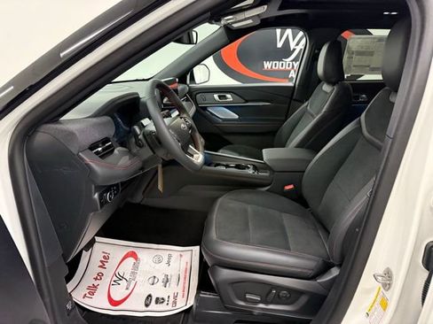 New 2026 Ford Explorer ST w/ Sun And Sound Package image 11