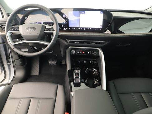 New 2025 Audi Q5 Premium Plus image 18