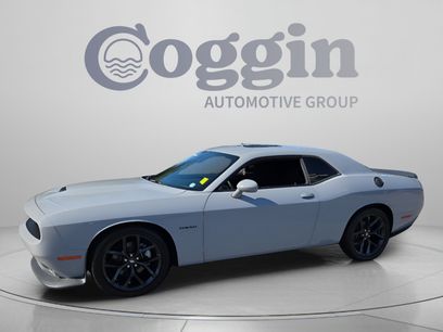 Used 2022 Dodge Challenger R/T w/ Blacktop Package
