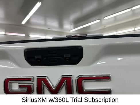Used 2025 GMC Sierra 2500 AT4X AWD/4WD image 17