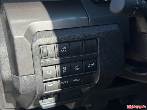 New 2026 Toyota Tacoma TRD Off-Road AWD/4WD image 17