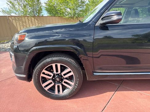 Used 2014 Toyota 4Runner Limited AWD/4WD image 35