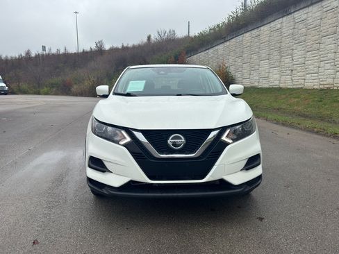 Used 2021 Nissan Rogue Sport S image 9