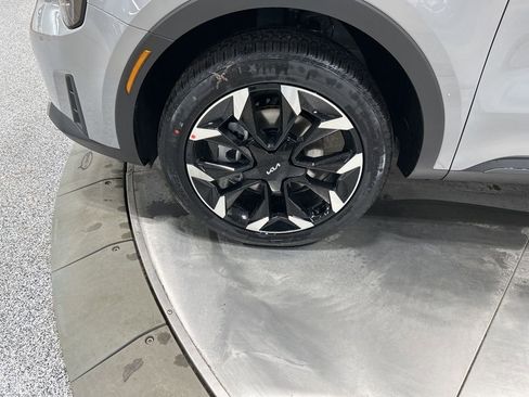 New 2026 Kia Sorento EX AWD/4WD image 32