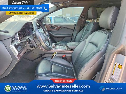 Used 2019 Audi Q8 Premium w/ Convenience Package AWD/4WD image 9