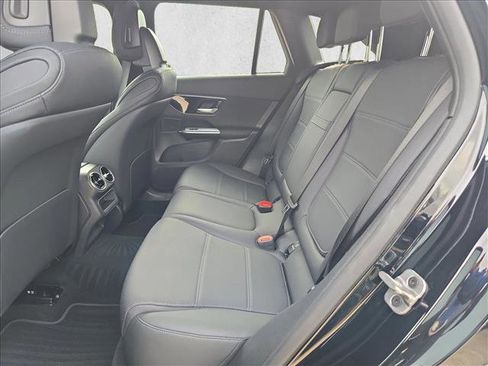 Certified 2026 Mercedes-Benz GLC 300 image 17