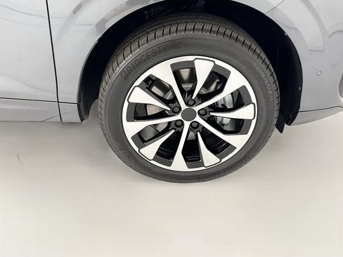 Used 2026 Audi Q3 quattro 2.0T w/ Driver Assistance Package AWD/4WD image 31