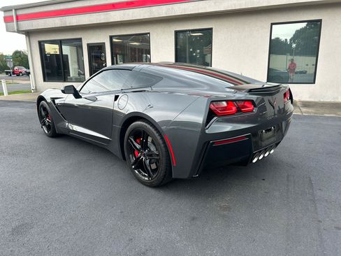Used 2017 Chevrolet Corvette Stingray Coupe w/ Carbon Flash Badge Package RWD image 7