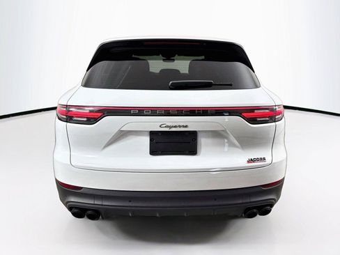 Used 2023 Porsche Cayenne Platinum Edition AWD/4WD image 4