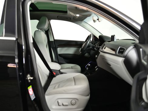 Used 2015 Audi Q3 2.0T Prestige image 19