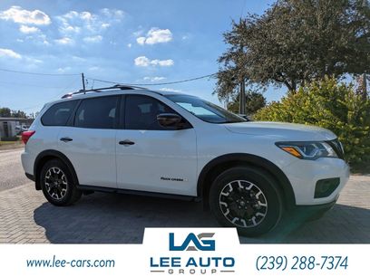 Used 2020 Nissan Pathfinder SL