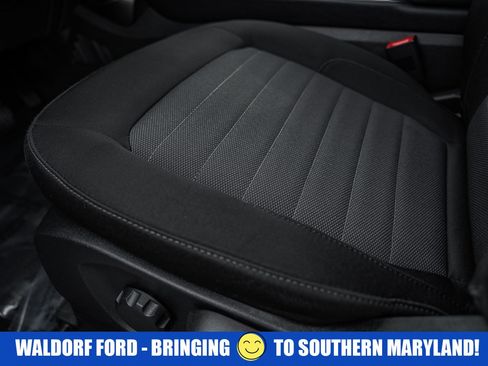 Used 2019 Ford Edge SE image 29