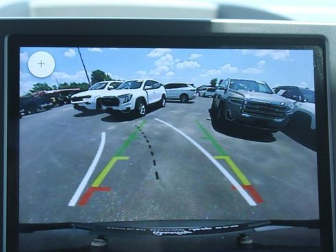 Used 2024 Ford Edge SEL image 21