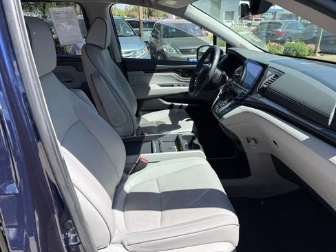 Used 2023 Honda Odyssey Elite image 20