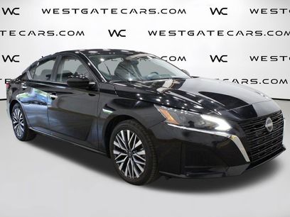 Used 2023 Nissan Altima 2.5 SV