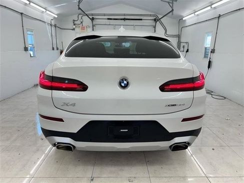 Used 2023 BMW X4 xDrive30i w/ Parking Assistance Package AWD/4WD image 6