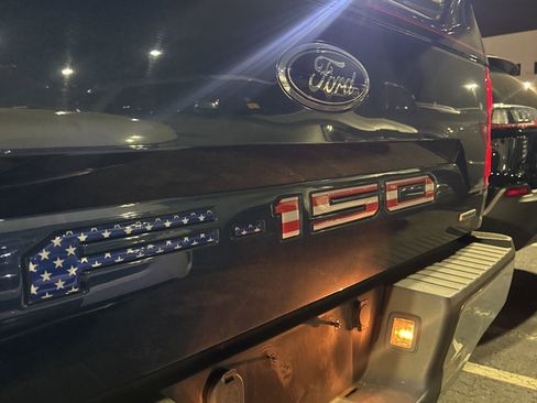 Certified 2019 Ford F150 XLT w/ Equipment Group 302A Luxury image 8