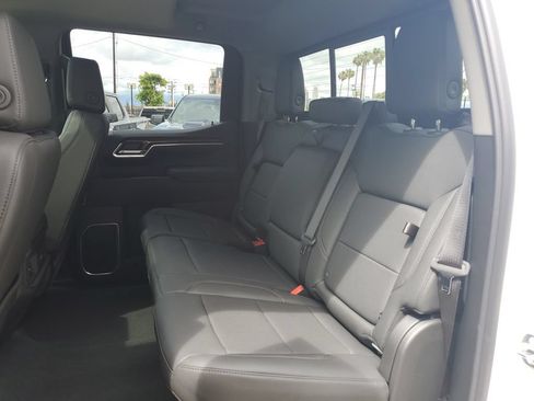 New 2026 Chevrolet Silverado 1500 RST w/ Z71 Off-Road Package AWD/4WD image 15