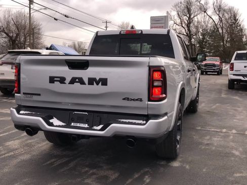 New 2026 RAM 1500 4x4 Crew Cab image 7