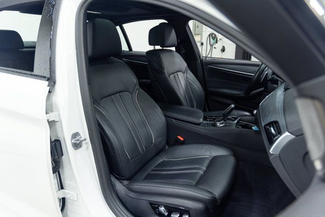 Certified 2023 BMW M550i xDrive AWD/4WD image 26
