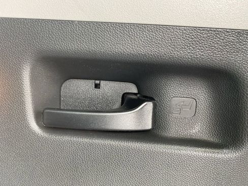 Used 2022 Honda CR-V Touring image 18