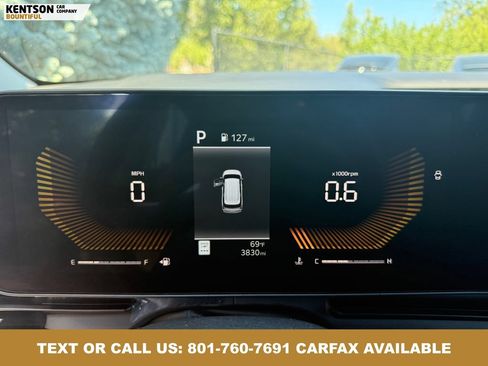 Used 2026 Kia Carnival LX FWD image 15