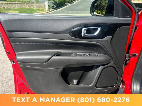 New 2026 Jeep Compass Latitude AWD/4WD image 10