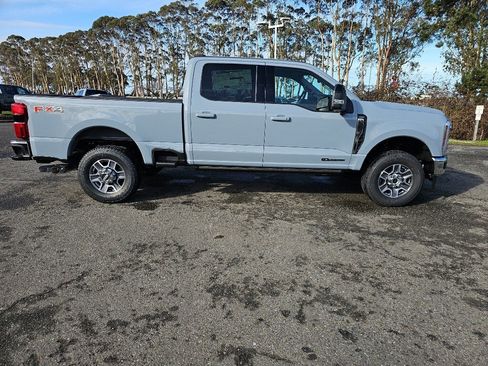 New 2026 Ford F350 Lariat image 7