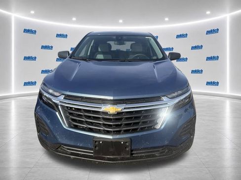 Used 2024 Chevrolet Equinox LS w/ LS Convenience Package AWD/4WD image 2