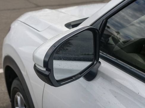 Used 2025 Honda HR-V LX image 8