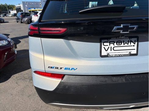 Used 2023 Chevrolet Bolt EUV LT w/ Driver Confidence Package FWD image 20