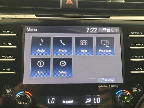 Used 2020 Toyota Camry XLE FWD image 23