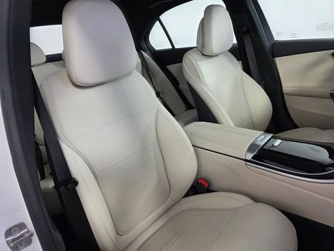 Certified 2025 Mercedes-Benz C 300 Sedan image 27
