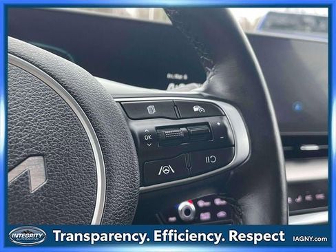 Used 2023 Kia Sportage EX image 22