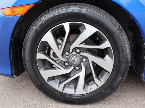 Used 2018 Honda Civic EX image 42
