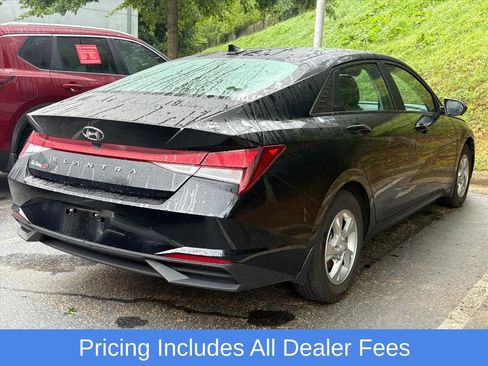 Used 2023 Hyundai Elantra SE FWD image 6
