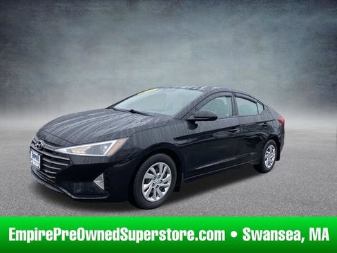 Used 2020 Hyundai Elantra SE w/ Cargo Package (C1) image 1