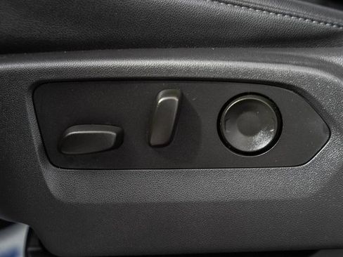 Used 2025 GMC Sierra 1500 SLT image 34