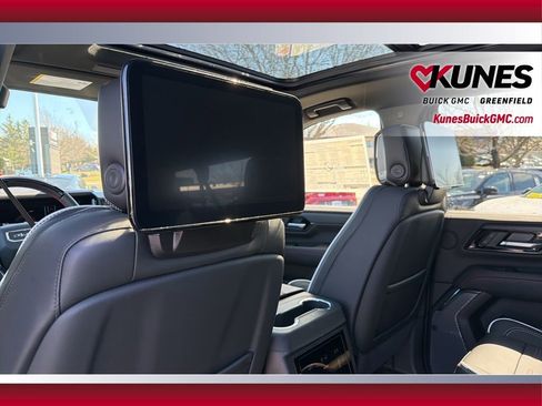 New 2026 GMC Yukon XL AT4 Ultimate w/ LPO, Floor Liner Package AWD/4WD image 37