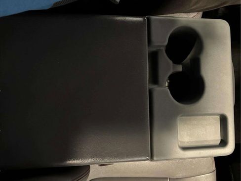 Used 2013 Ford F150 XLT w/ XLT Chrome Pkg image 27