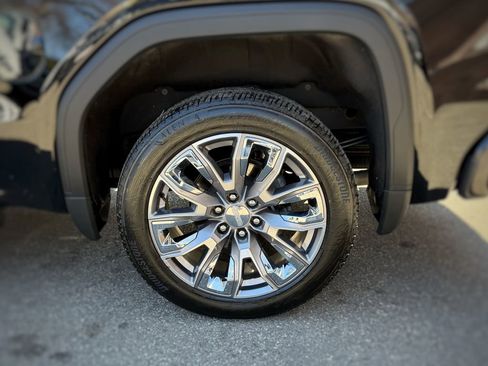 Used 2024 GMC Sierra 1500 Denali w/ Denali Reserve Package image 16