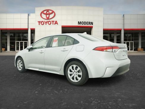 New 2026 Toyota Corolla LE FWD image 4