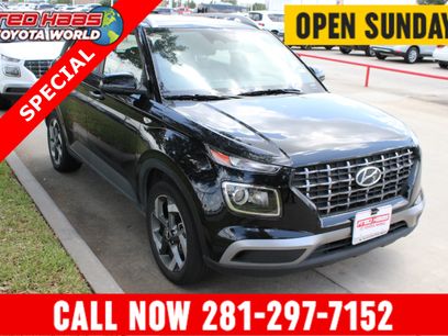Used 2025 Hyundai Venue SEL