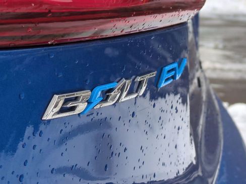 Used 2019 Chevrolet Bolt LT image 13