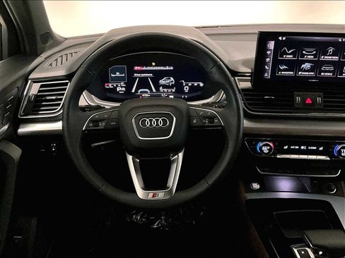 Used 2024 Audi Q5 2.0T Premium Plus w/ Premium Plus Package image 16