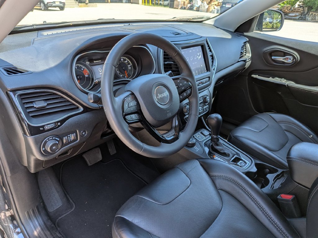 Certified 2023 Jeep Cherokee Altitude Lux AWD/4WD image 13
