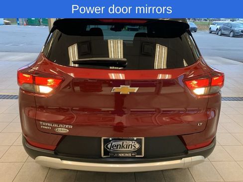 Used 2025 Chevrolet TrailBlazer LT AWD/4WD image 13