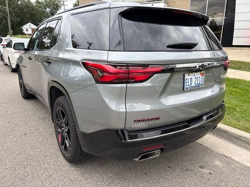 Used 2023 Chevrolet Traverse Premier w/ Redline Edition FWD image 2