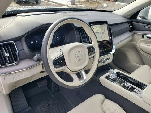 New 2026 Volvo XC90 T8 Ultra w/ Protection Package Premier AWD/4WD image 17